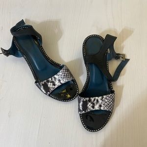 Real leather sandals